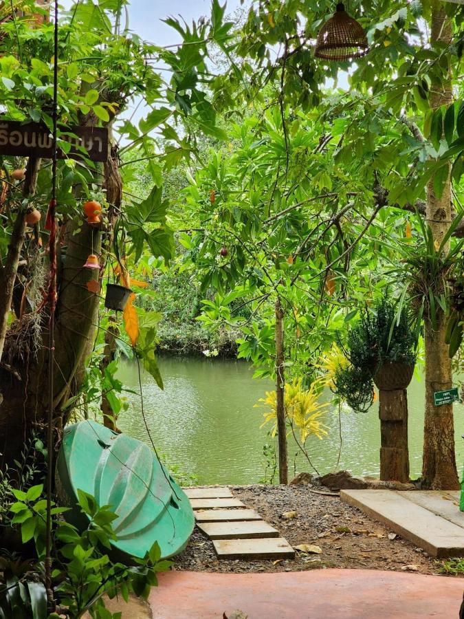 Suankafae Resort สวนกาแฟรีสอร์ท Сураттхани Экстерьер фото