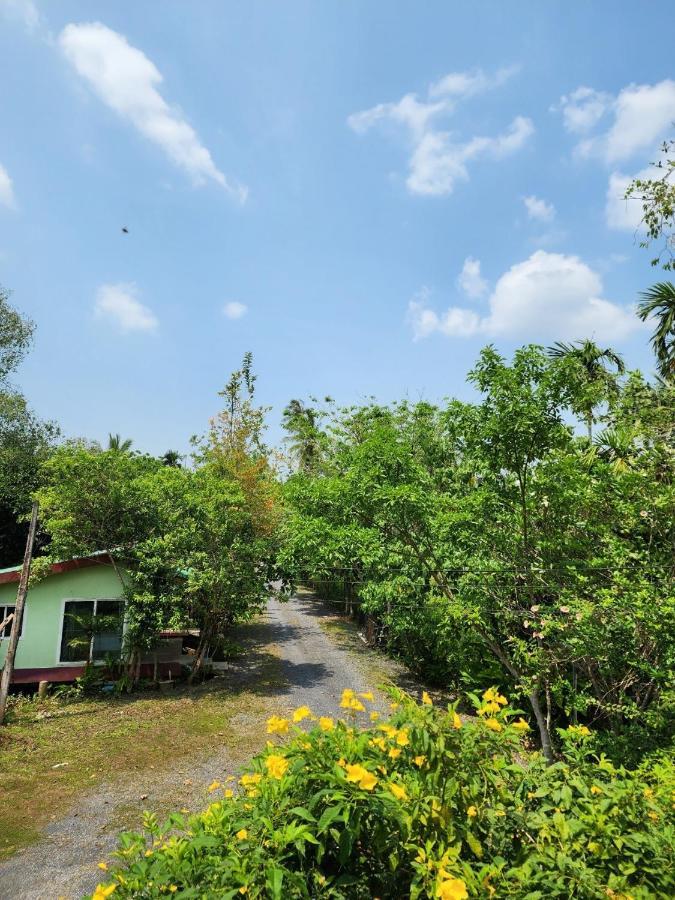 Suankafae Resort สวนกาแฟรีสอร์ท Сураттхани Экстерьер фото